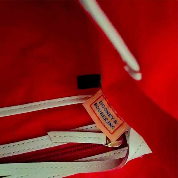 Dooney & Bourke Petunia Floral Coated Canvas Tote Shopper - Picture 13 of 16